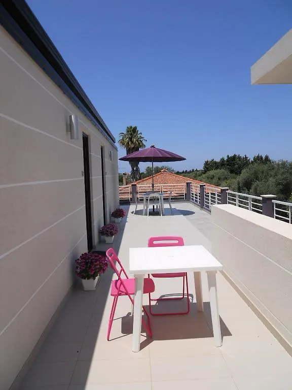 Villa Selenite Capo dʼOrlando 0*,