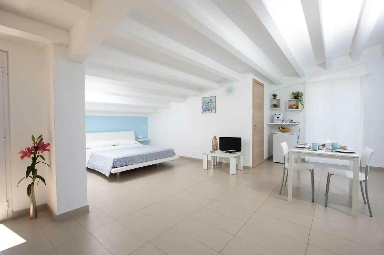 Villa Selenite Capo dʼOrlando 0*,  Italia