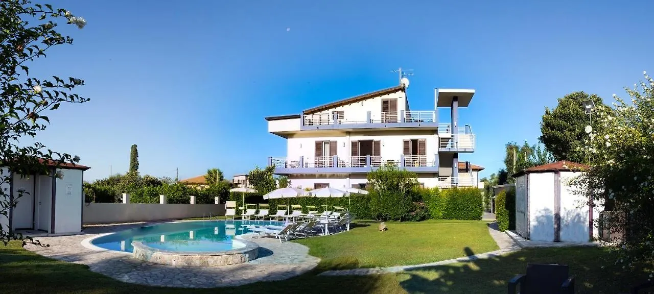 Villa Selenite Capo dʼOrlando 0*,  Italia
